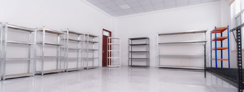 SHOWROOM